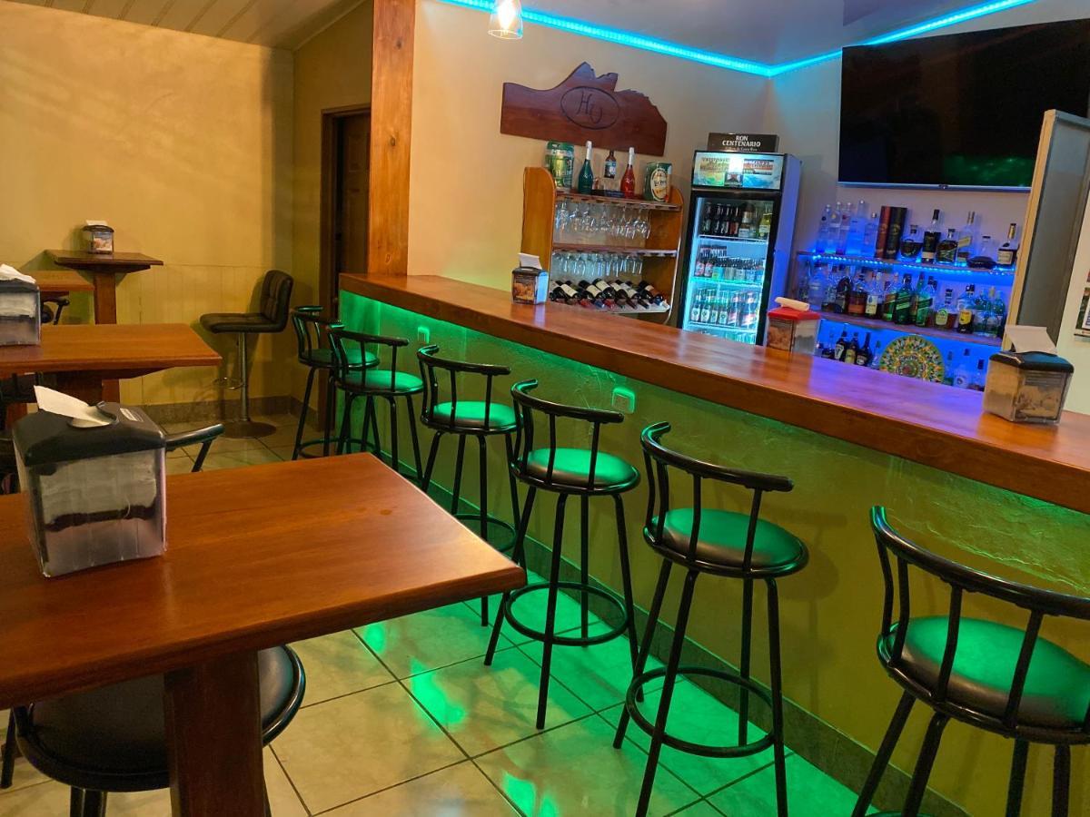 Hotel Uran Rivas Zewnętrze zdjęcie